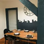 Apartament Hopla 2 *